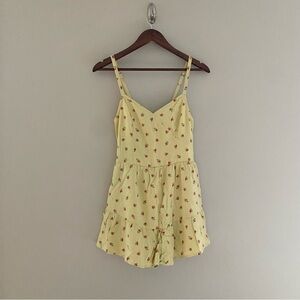 HOLLISTER Yellow Romper with Floral Pattern and Ruffle Detailing Size Small